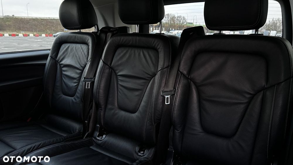 Mercedes-Benz Klasa V - 29