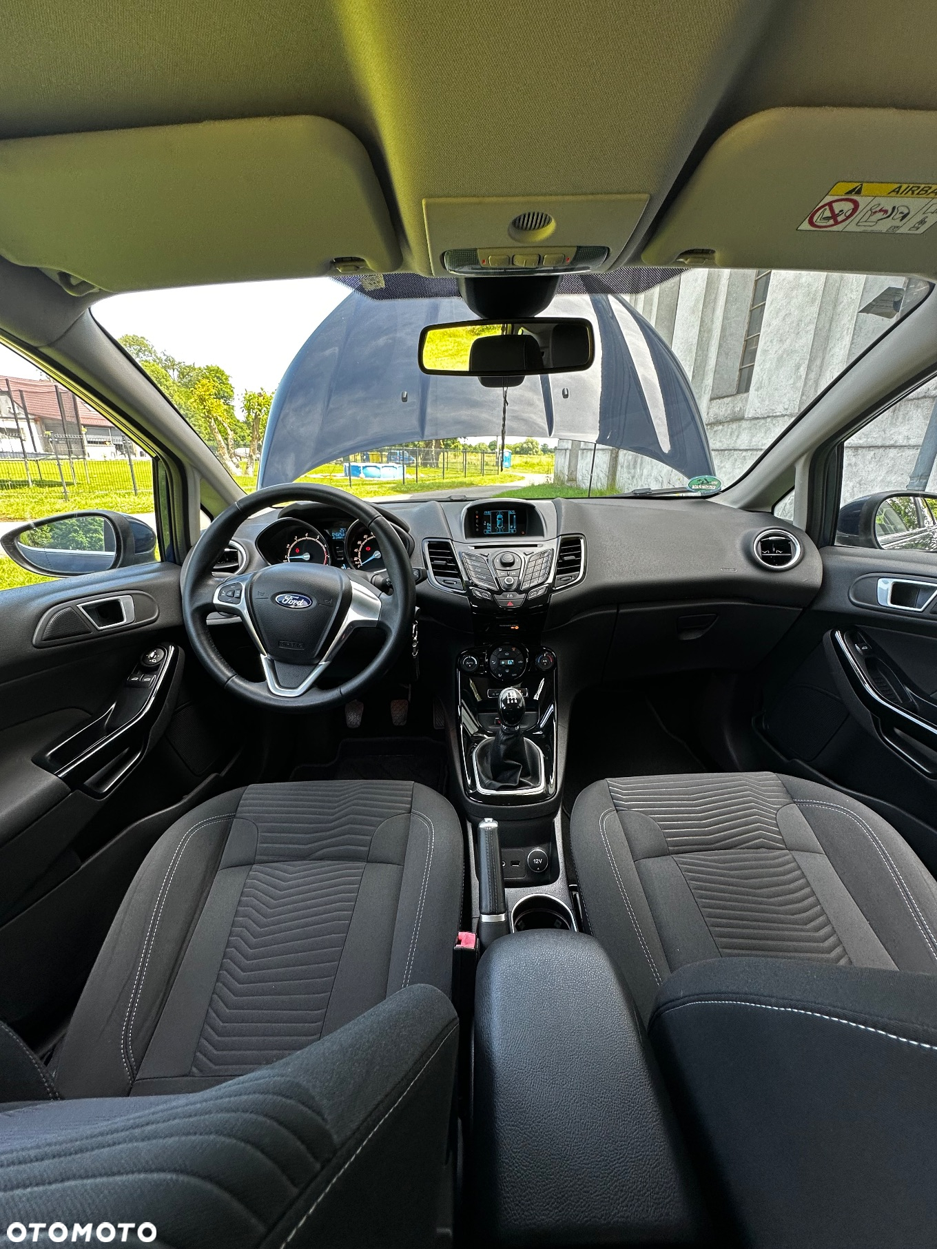 Ford Fiesta 1.0 EcoBoost S&S TITANIUM - 24