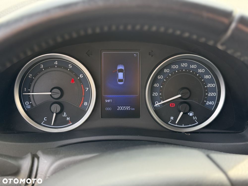 Toyota Corolla 1.6 Classic Plus - 11