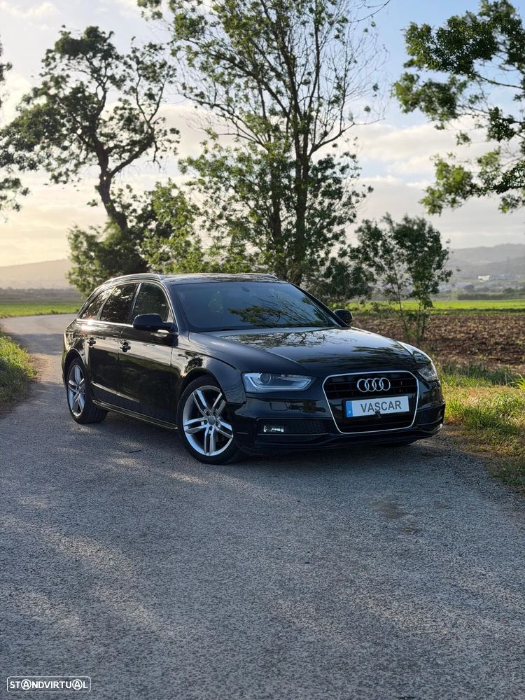 Audi A4 2.0 TDI S-line S tronic - 2