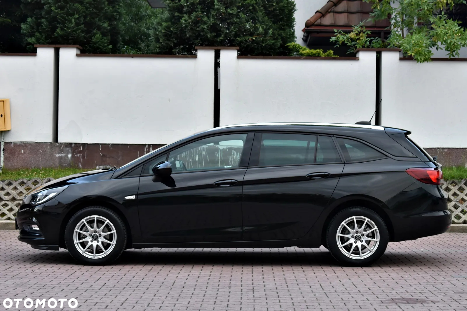 Opel Astra V 1.4 T Enjoy - 2