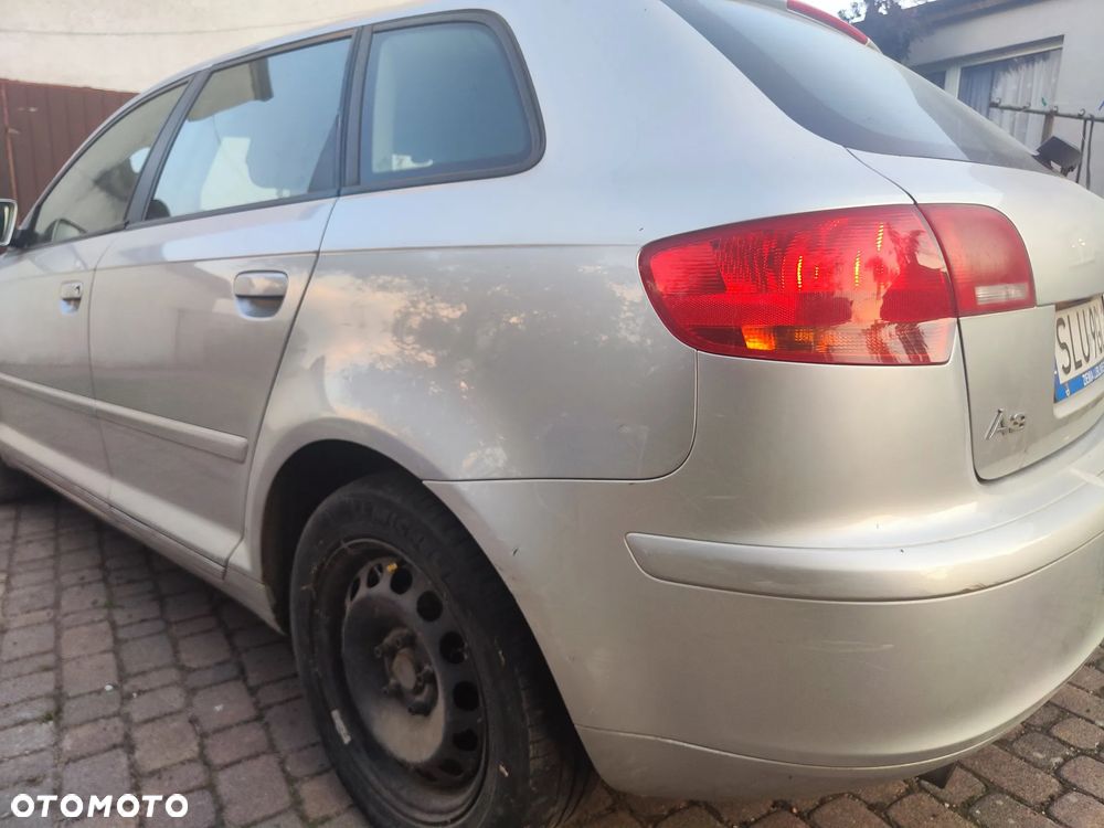 Audi A3 Sportback - 3
