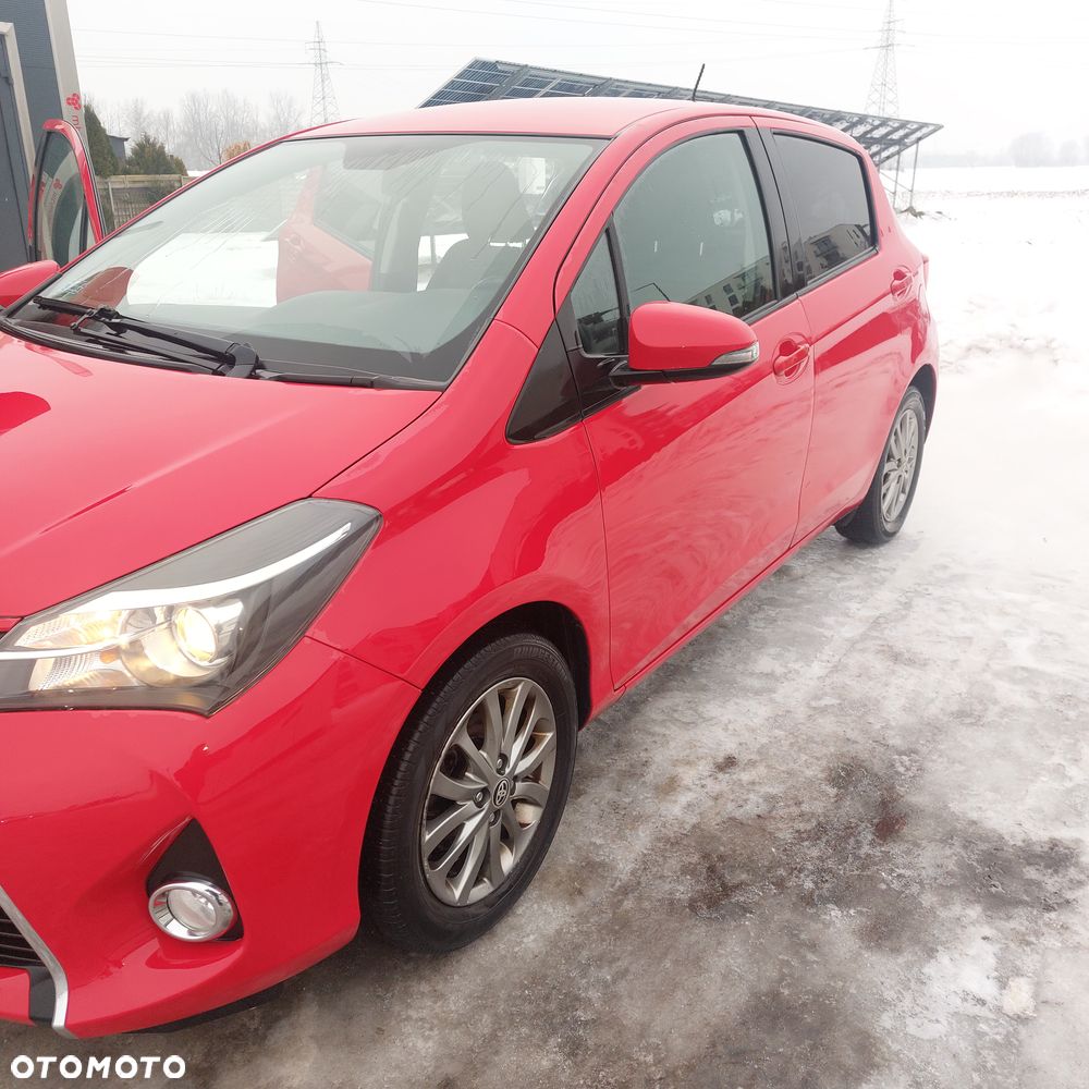 Toyota Yaris 1.33 Premium - 4