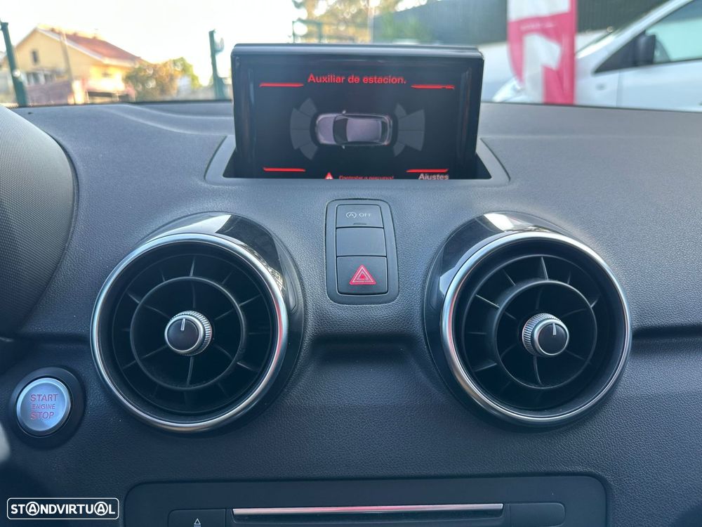 Audi A1 Sportback 1.6 TDI S-line S tronic - 20