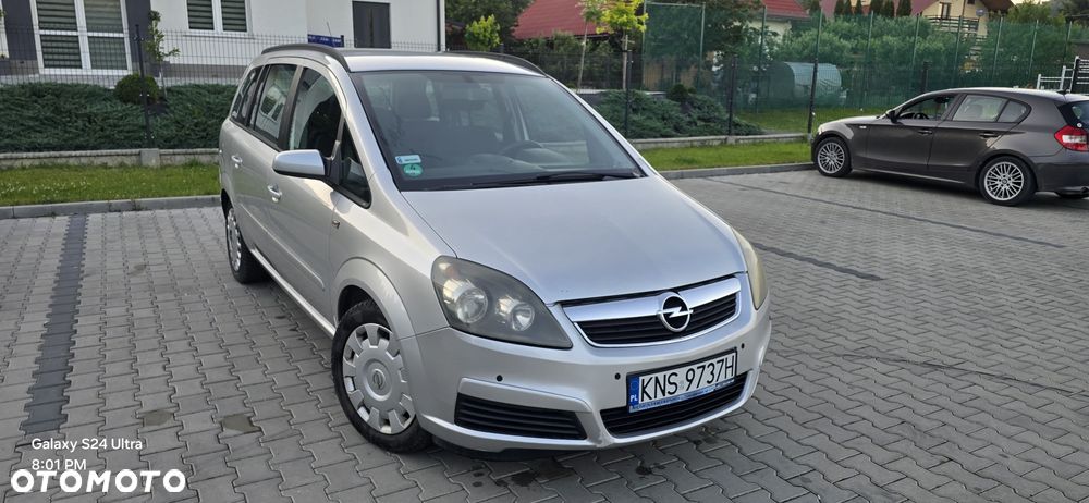 Opel Zafira - 2