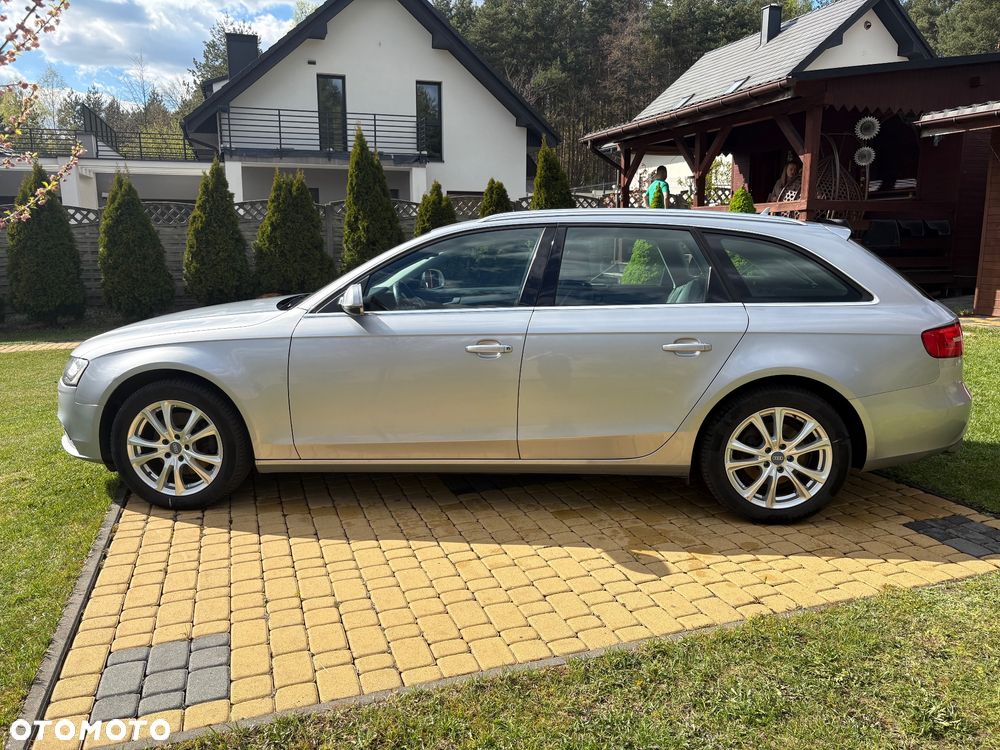 Audi A4 Avant 2.0 TDI - 8