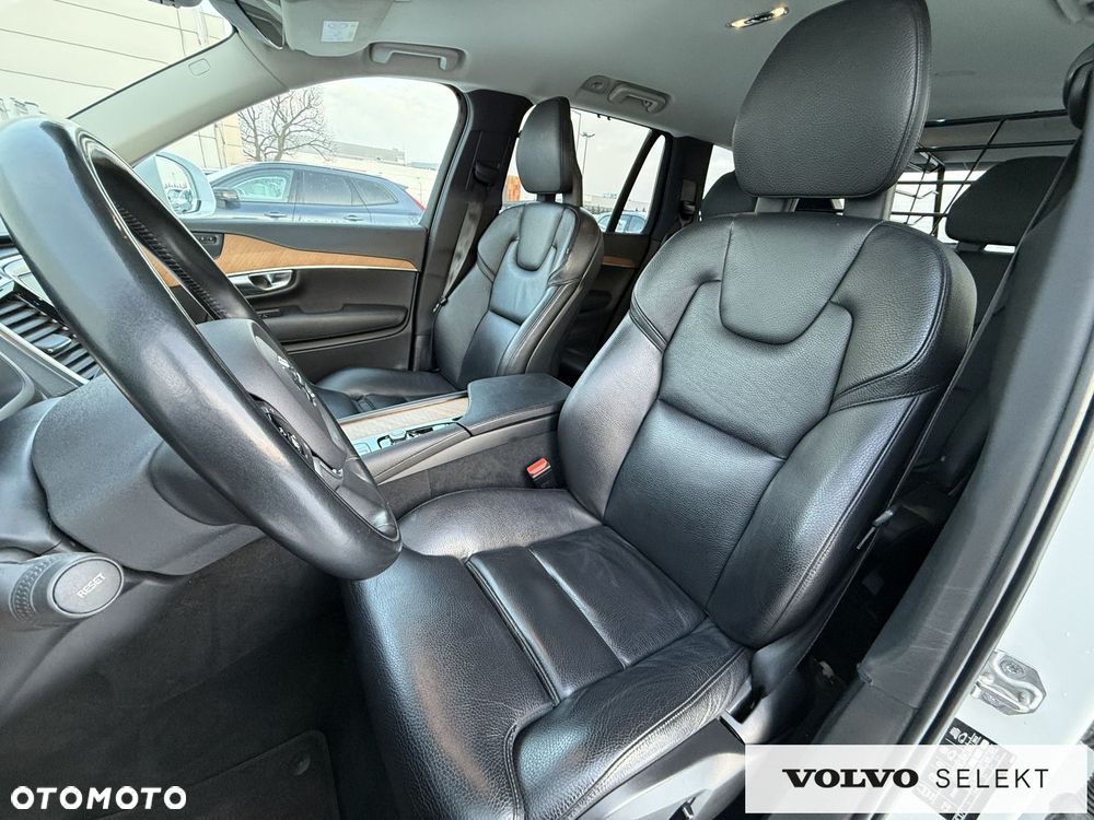 Volvo XC 90 - 24