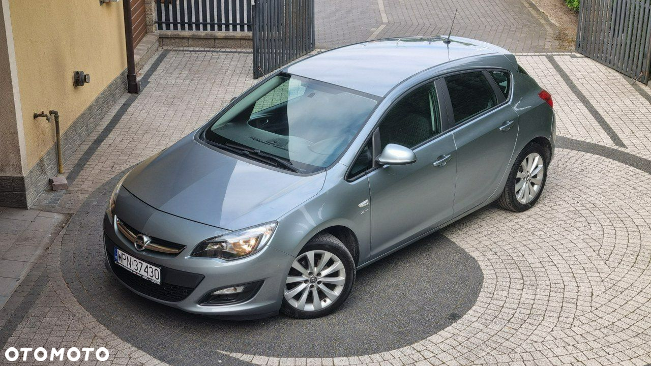Opel Astra - 18