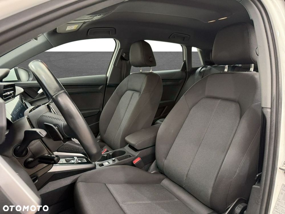 Audi A3 Sportback - 11