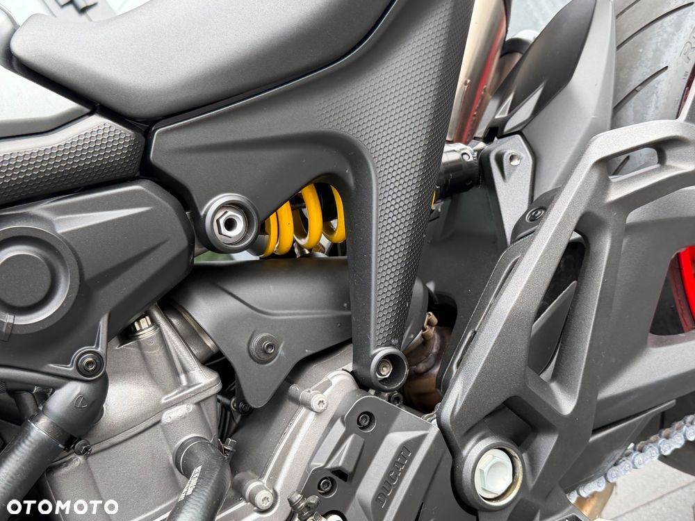 Ducati Monster - 37