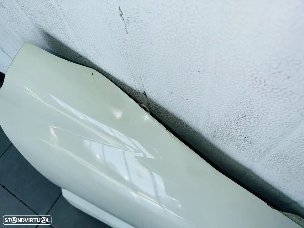 Guarda Lamas Direito Toyota Hiace - 1996 / 2025 - 4