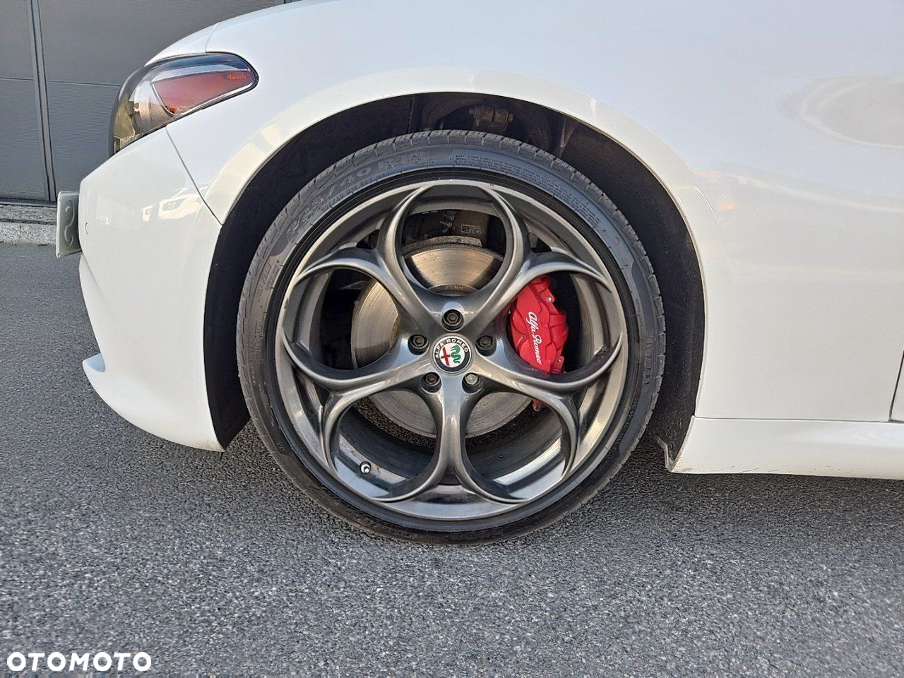 Alfa Romeo Giulia - 10