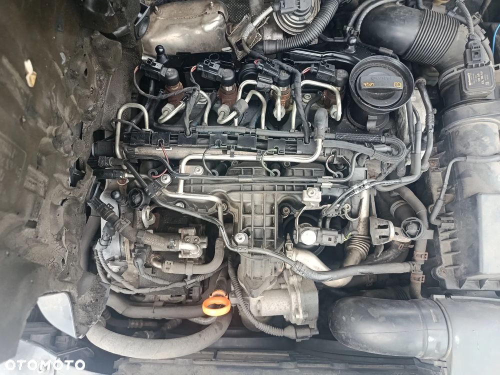 Volkswagen Golf 1.6 TDI Trendline - 10