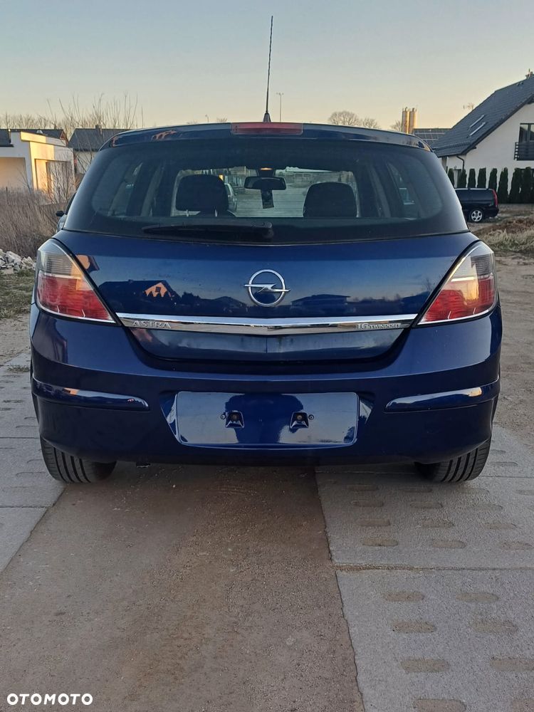 Opel Astra 1.6 Elegance Easytronic - 5