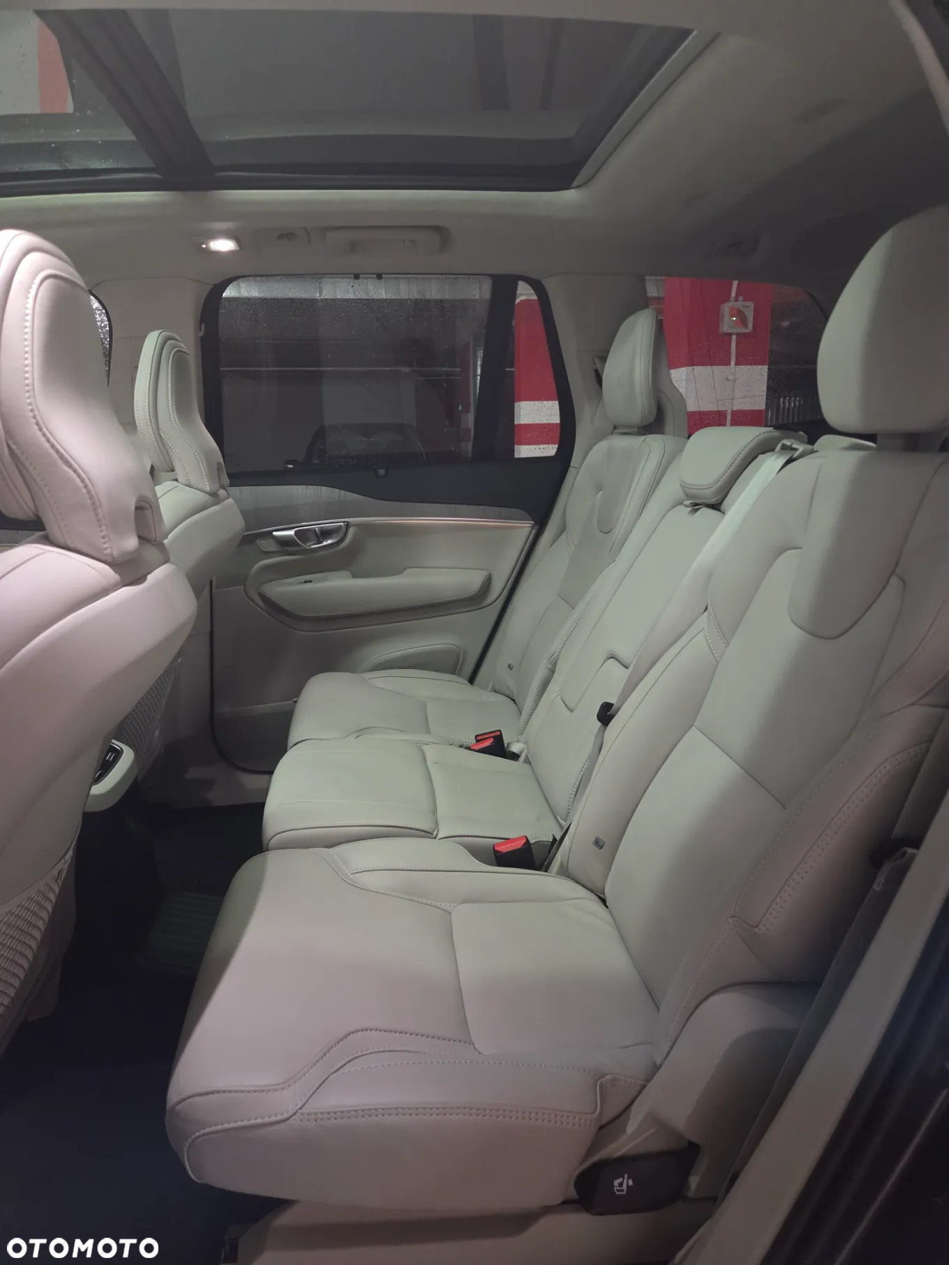 Volvo XC 90 - 10
