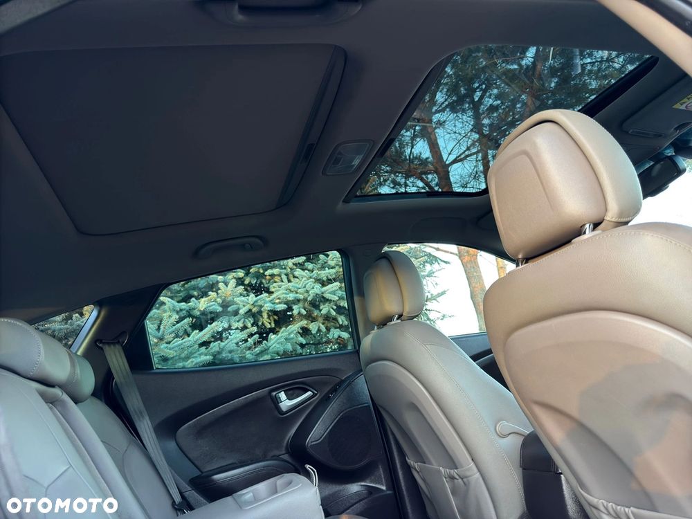 Hyundai ix35 1.6 2WD Fifa World Cup Edition - 19