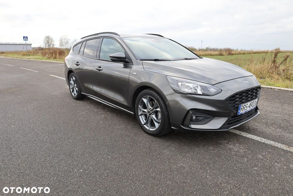 Ford Focus 1.0 EcoBoost ST-Line - 12