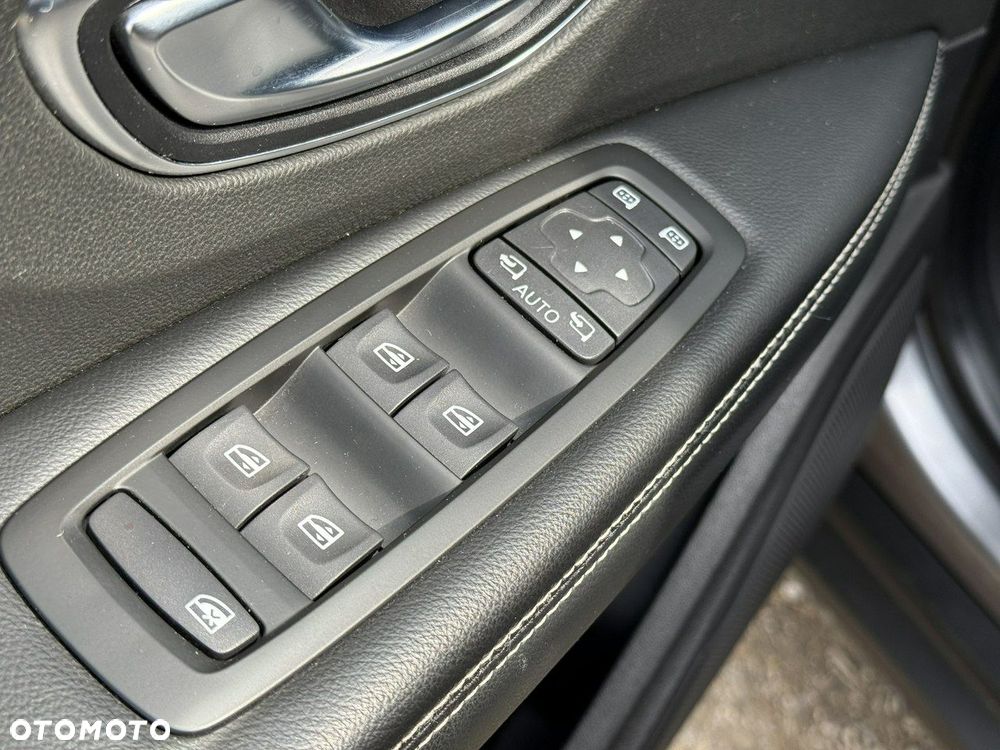 Renault Scenic - 26