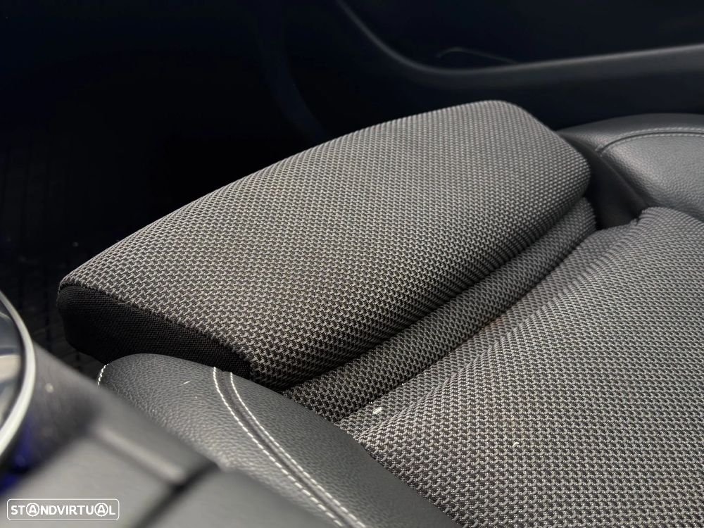 Mercedes-Benz E 220 d 9G-TRONIC Avantgarde - 23