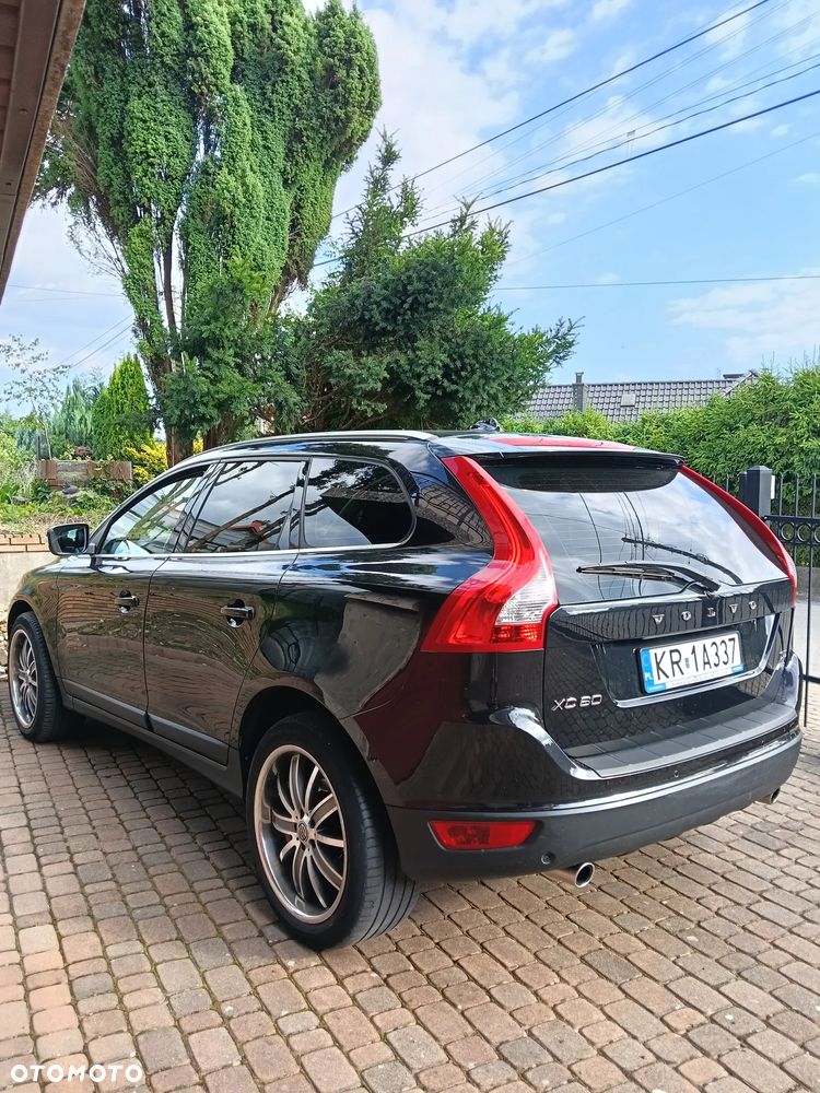 Volvo XC 60 D5 AWD - 13