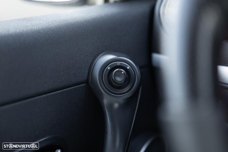 Renault Clio 2.0 16V Sport - 57