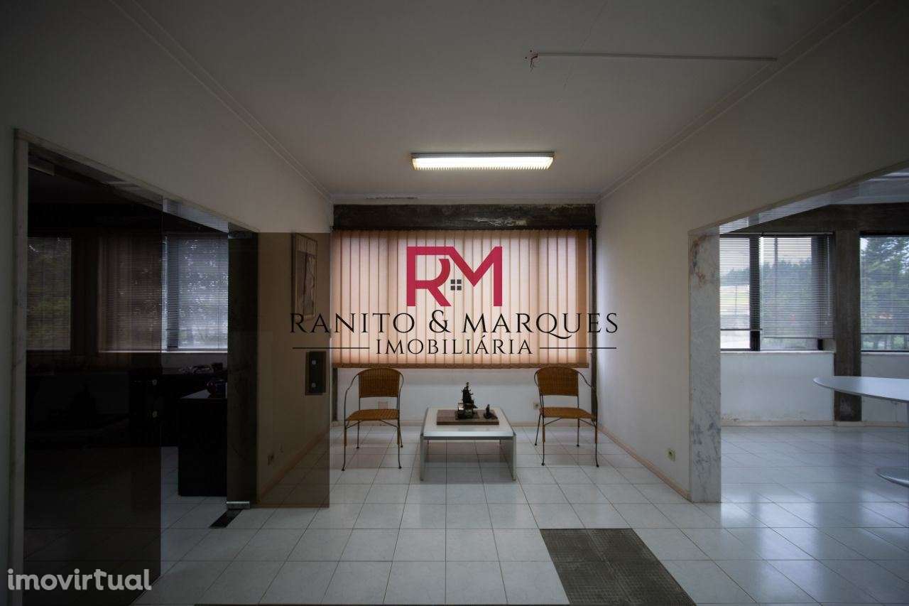 ESCRITÓRIOS EM GANDRA - Grande imagem: 2/12