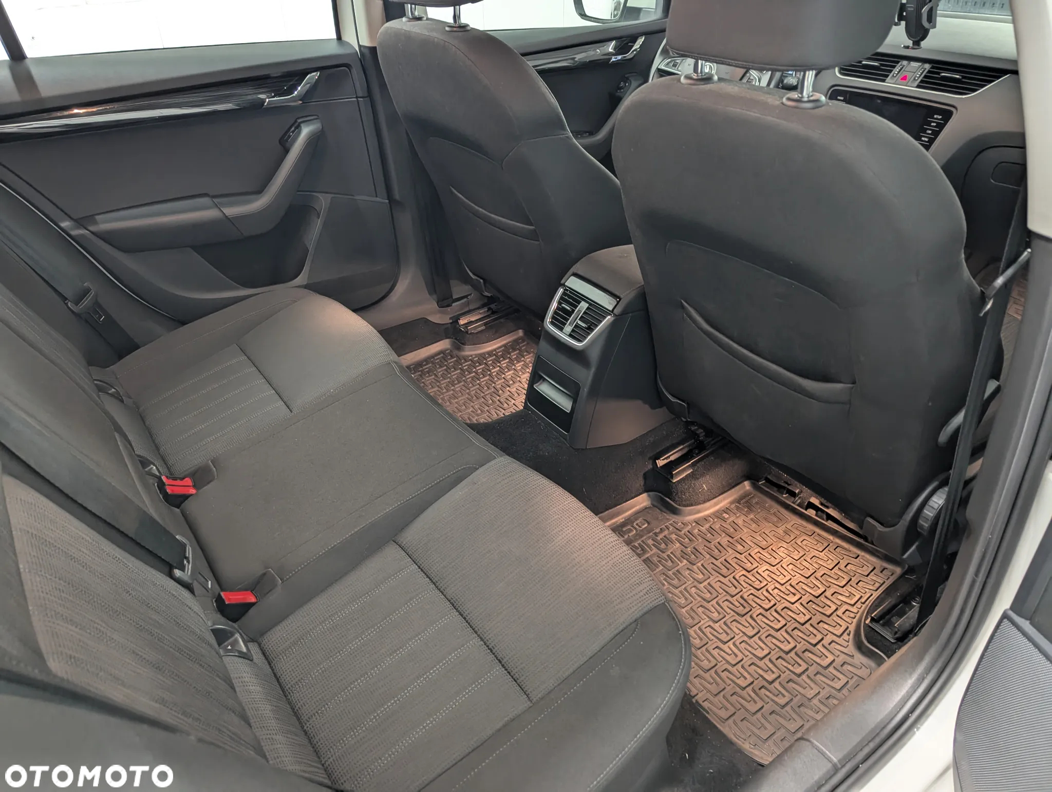 Skoda Octavia 2.0 TDI Ambition - 14