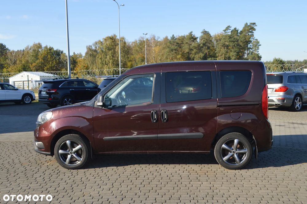 Fiat Doblo 1.4 T-Jet 16V Lounge - 4