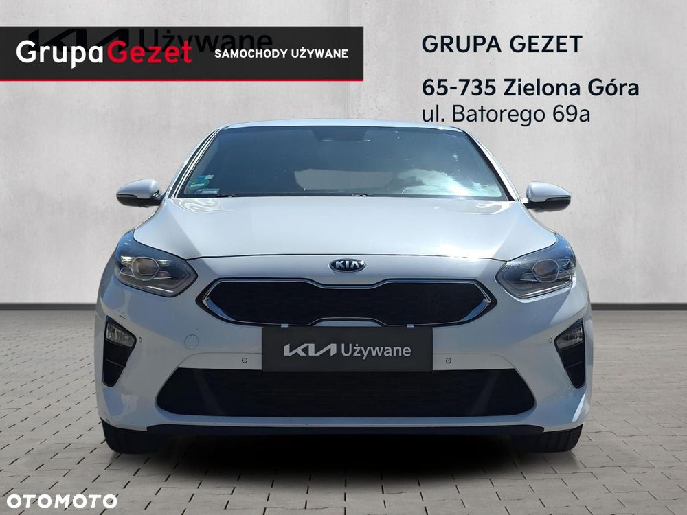 Kia Ceed - 8