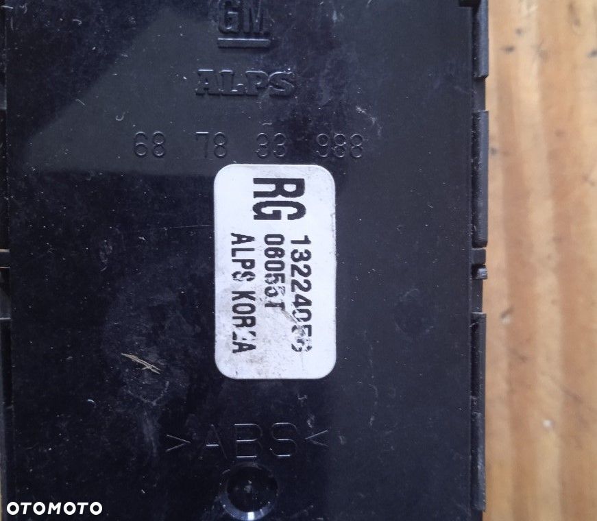 Panel Sterowania Szybami i Lusterkami Opel Vectra C - 2