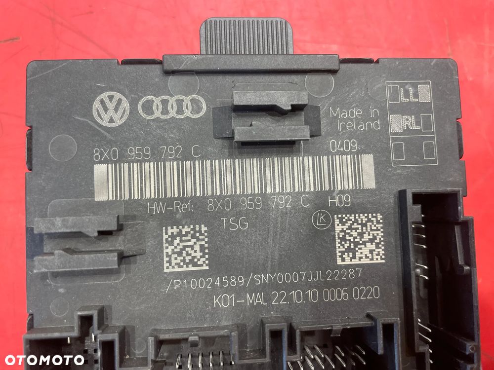 SKODA SUPERB  MODUŁ DRZWI 8X0959792C - 3