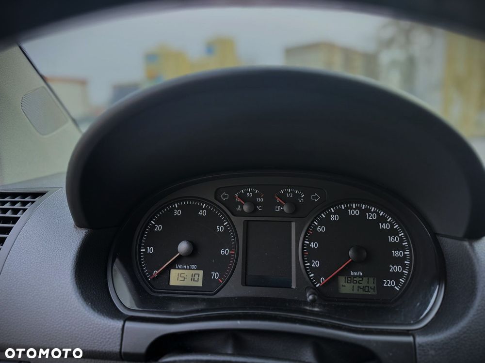 Volkswagen Polo - 7