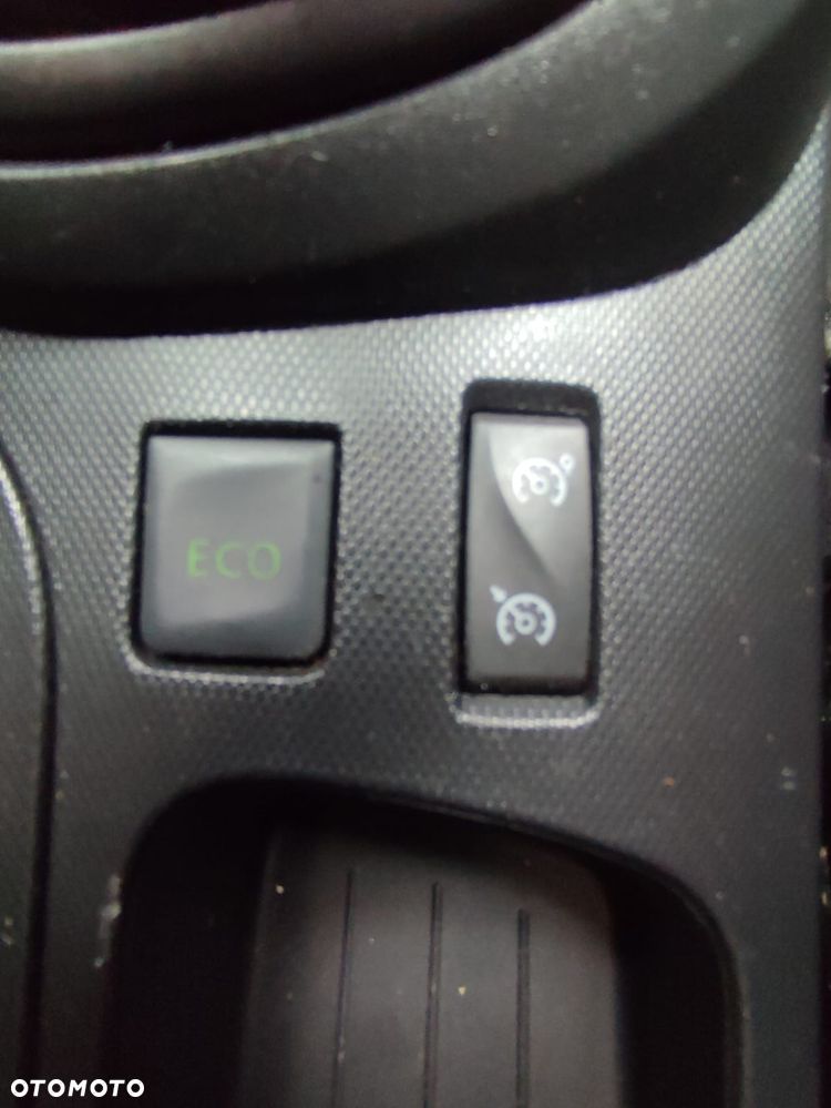 Renault Captur ENERGY dCi 90 Start&Stop Intens - 38
