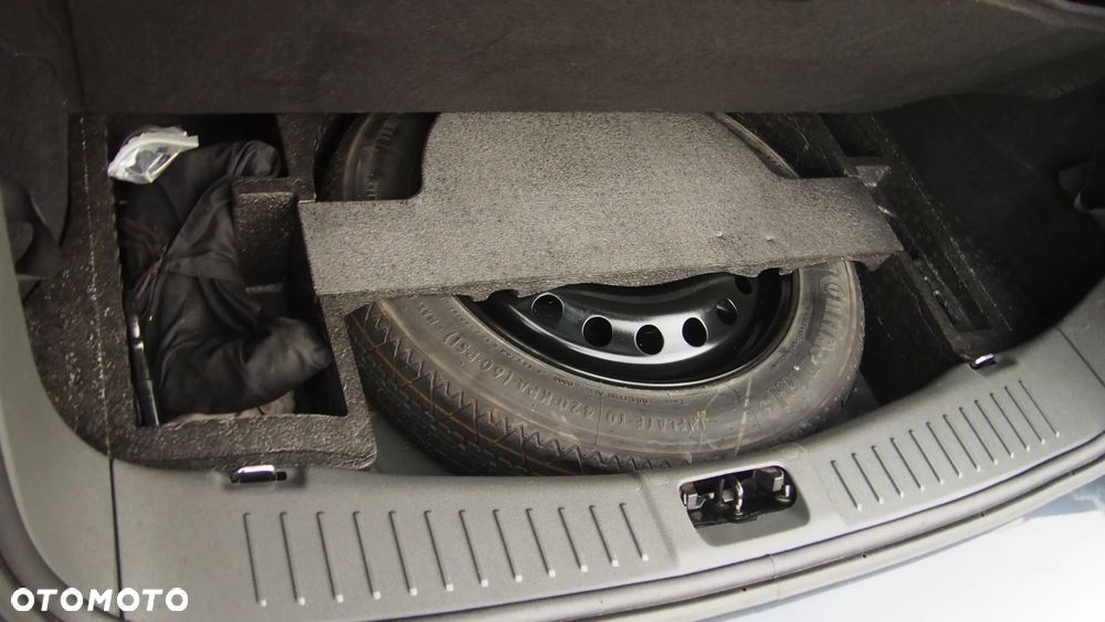 Ford Kuga 2.0 TDCi 4x4 Titanium - 19