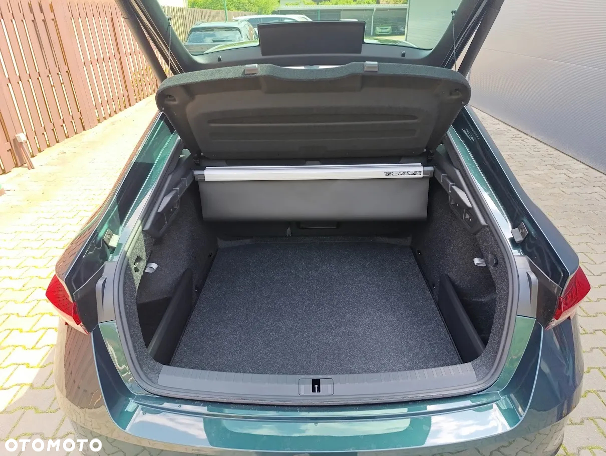 Skoda Octavia 2.0 TSI RS DSG - 10