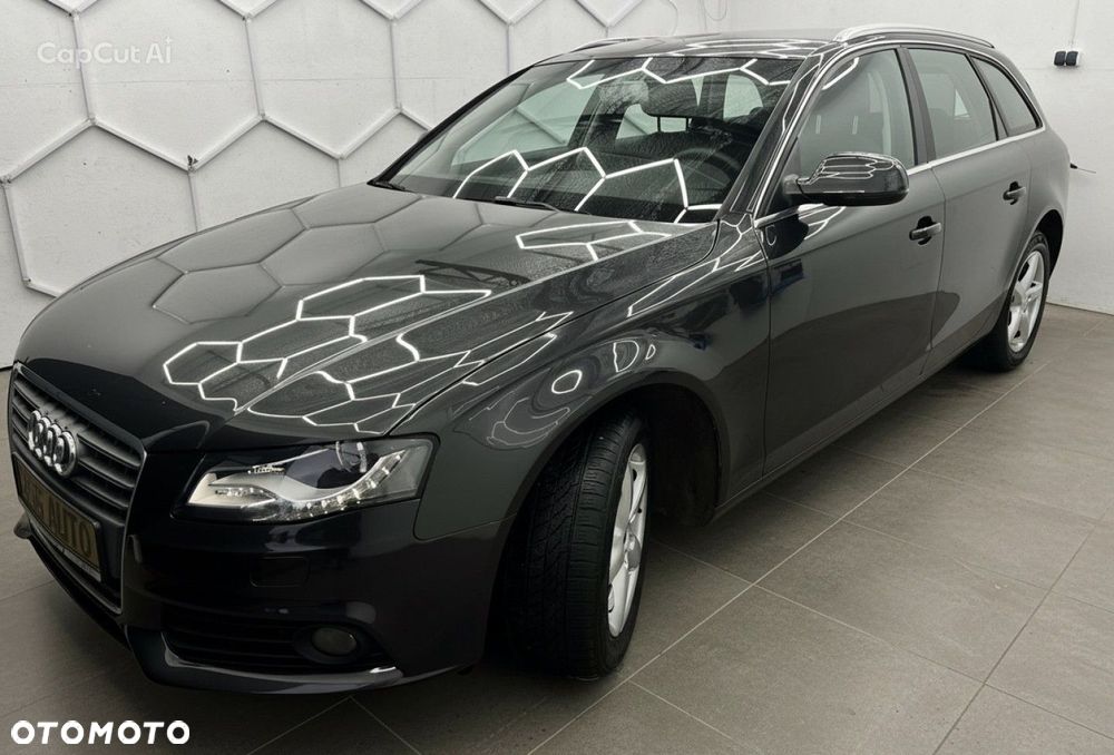Audi A4 Avant - 11