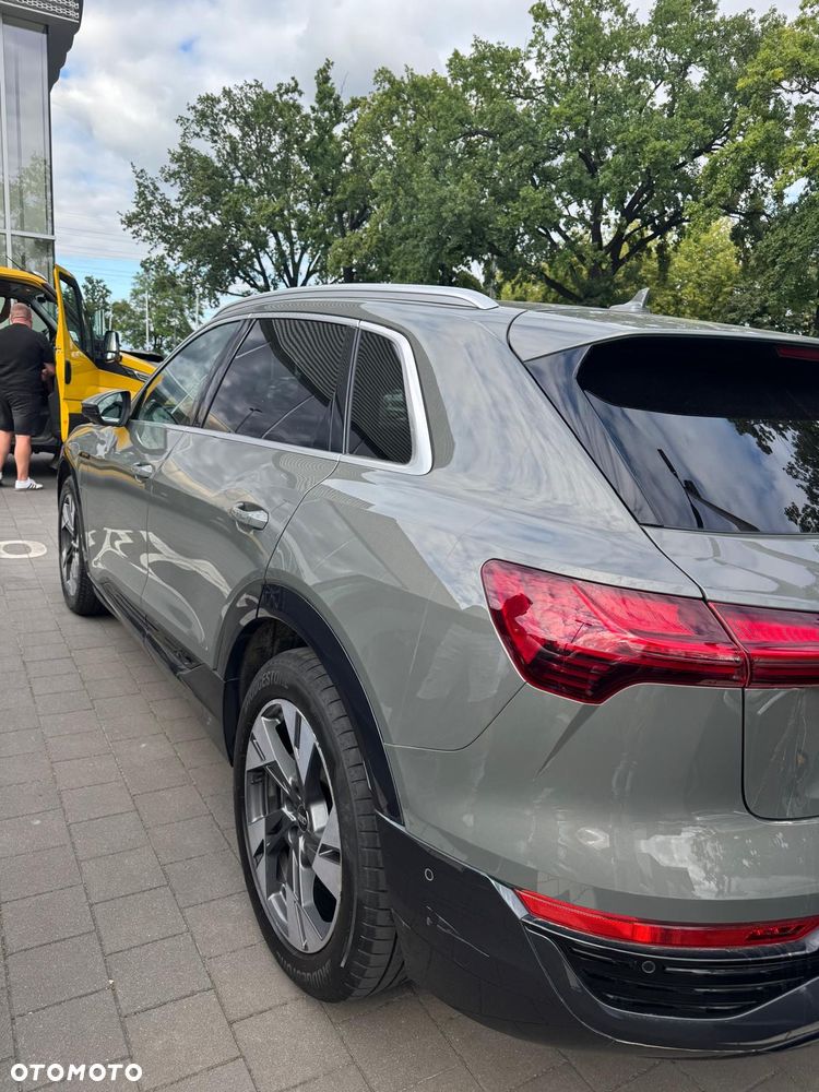 Audi Q8 e-tron - 2