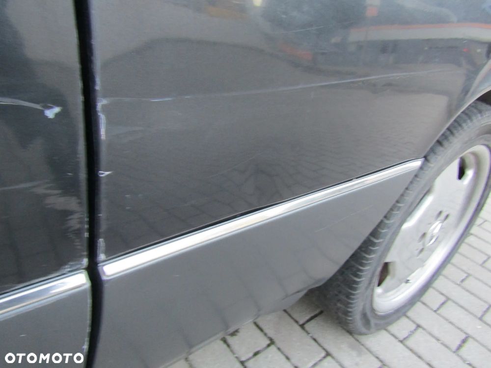 Mercedes-Benz W124 (1984-1993) - 12