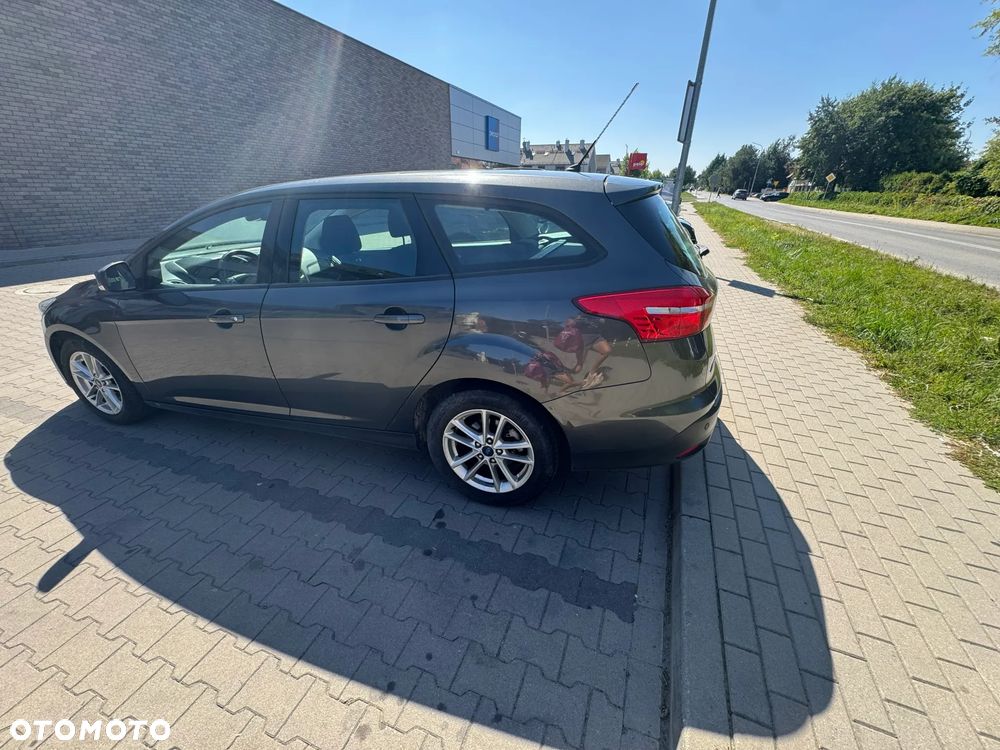 Ford Focus 1.5 EcoBoost Trend ASS - 3