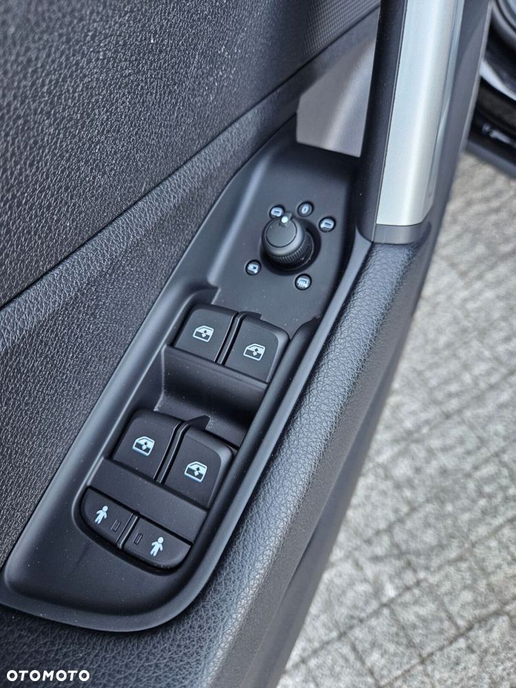 Audi Q2 - 10