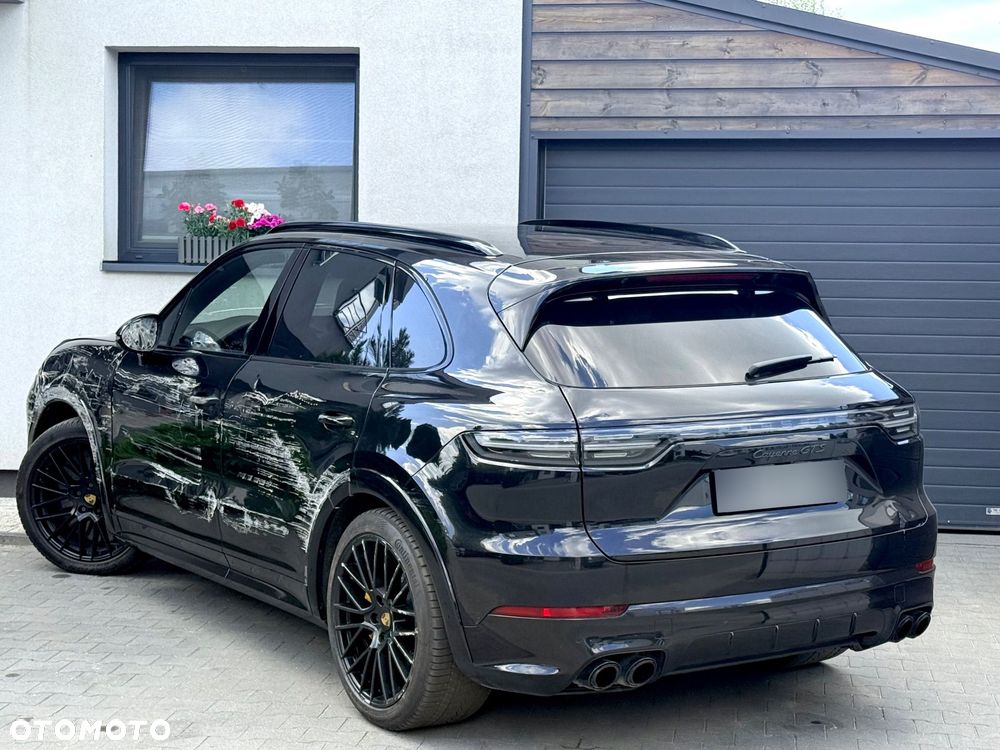 Porsche Cayenne GTS - 17