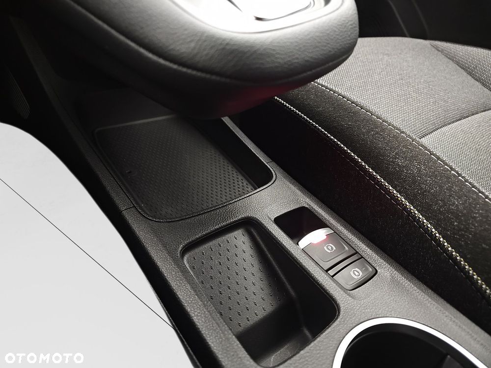 Renault Captur 1.6 E-TECH Full Hybrid 145 Techno - 23