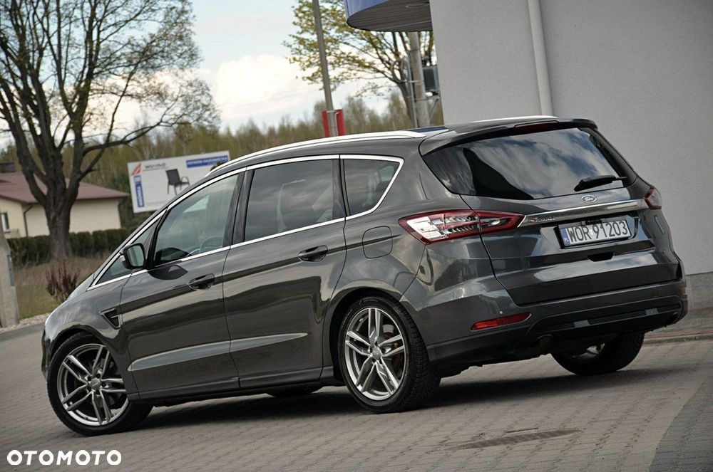 Ford S-Max - 14