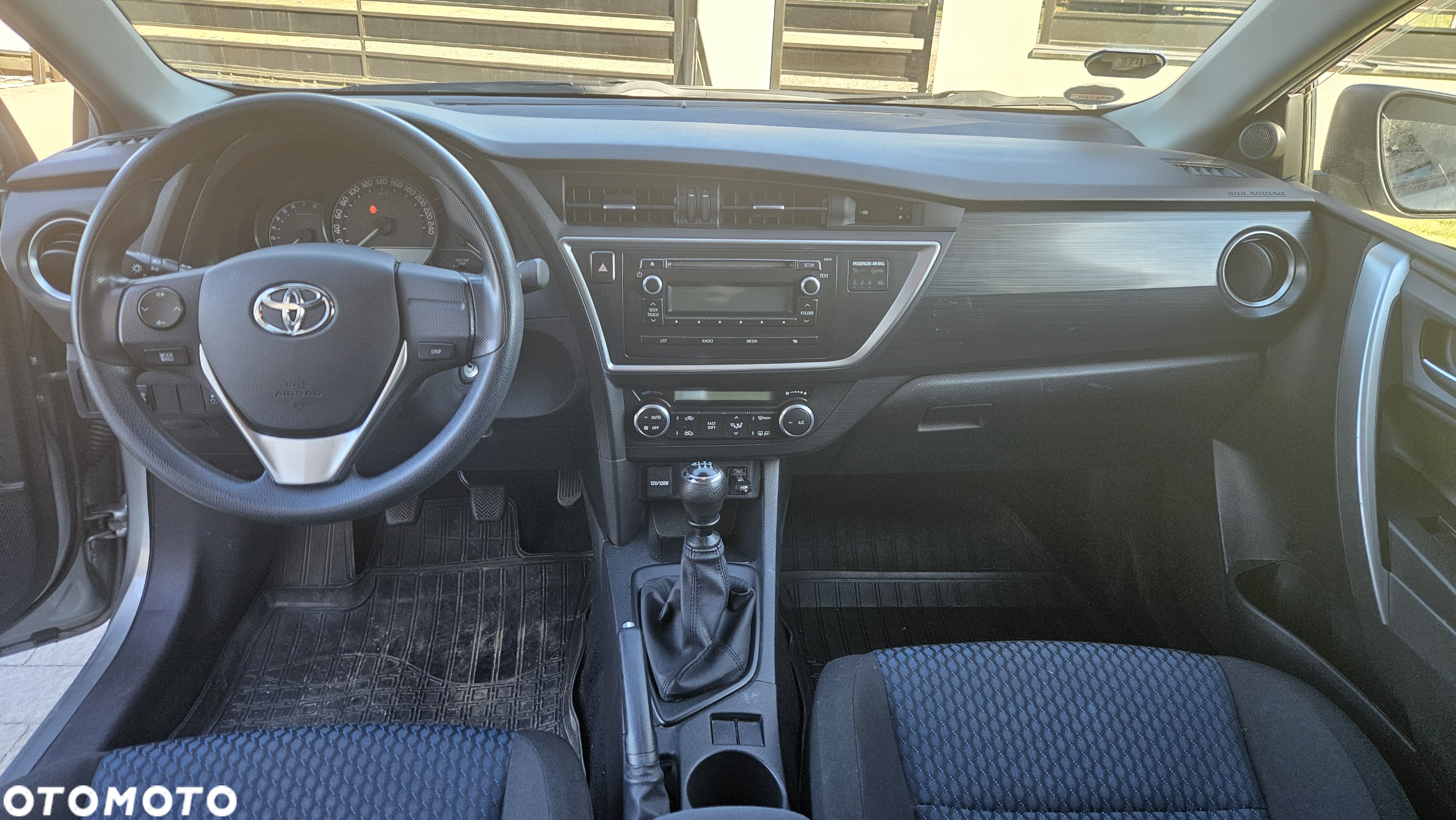 Toyota Auris 1.33 Dual-VVT-i Cool - 7