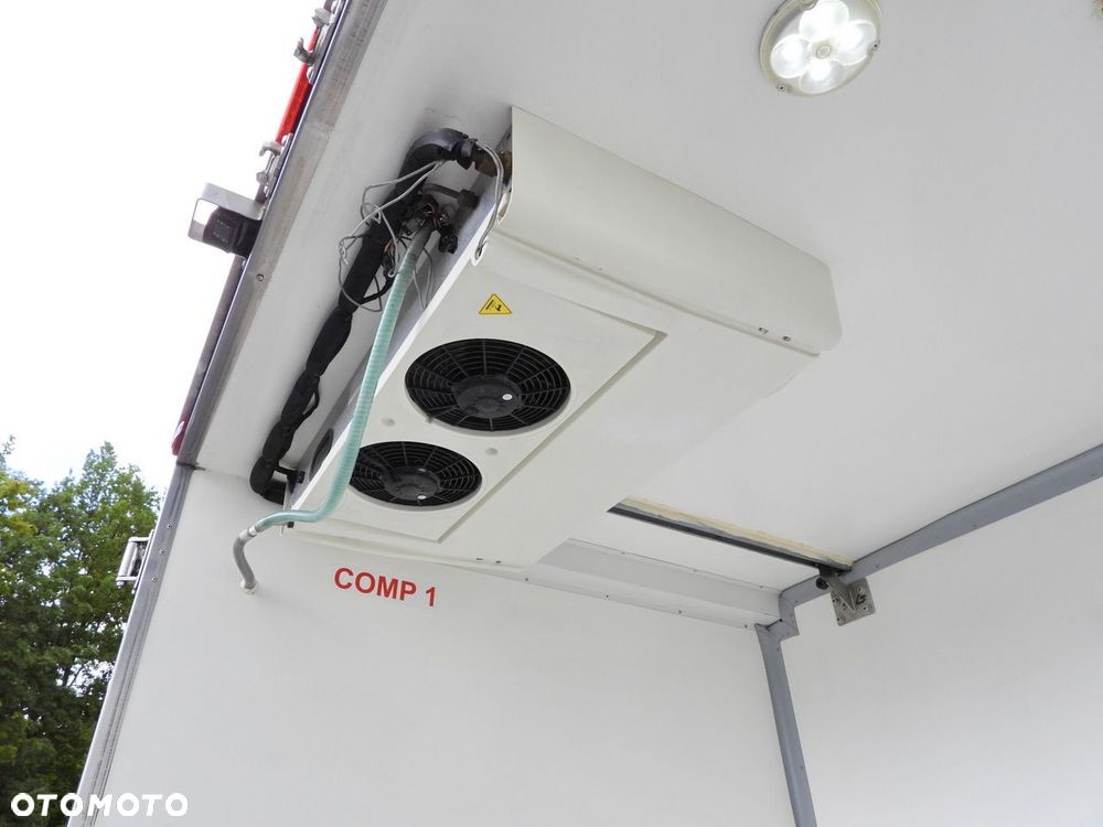 Iveco DAILY 35C14 CHŁODNIA KONTENER -10*C ZASILANIE 230V TEMPOMAT BLIŹNIACZE KOŁA KLIMATYZACJA  140KM - 25