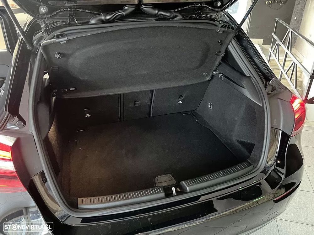 Mercedes-Benz A 180 - 22