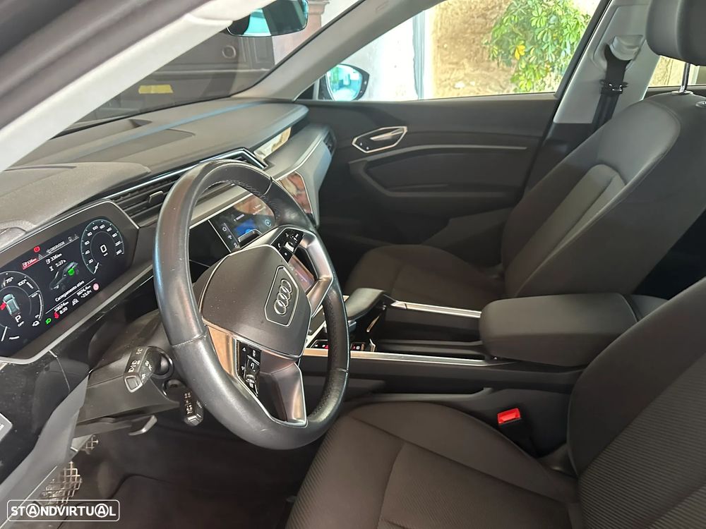 Audi Q8 e-Tron - 9