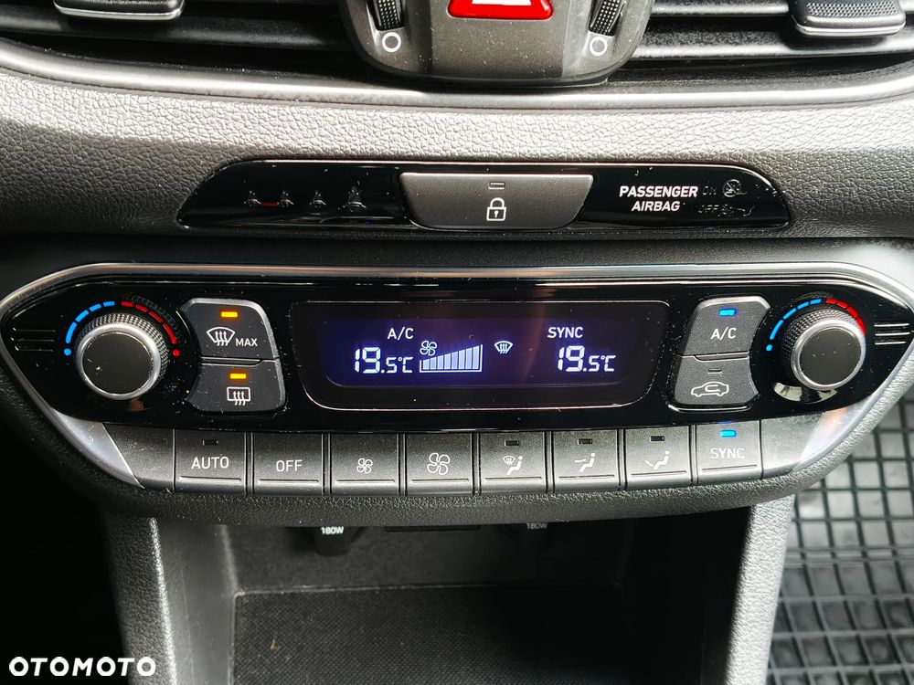 Hyundai i30 1.4 T-GDI GPF Premium DCT - 22