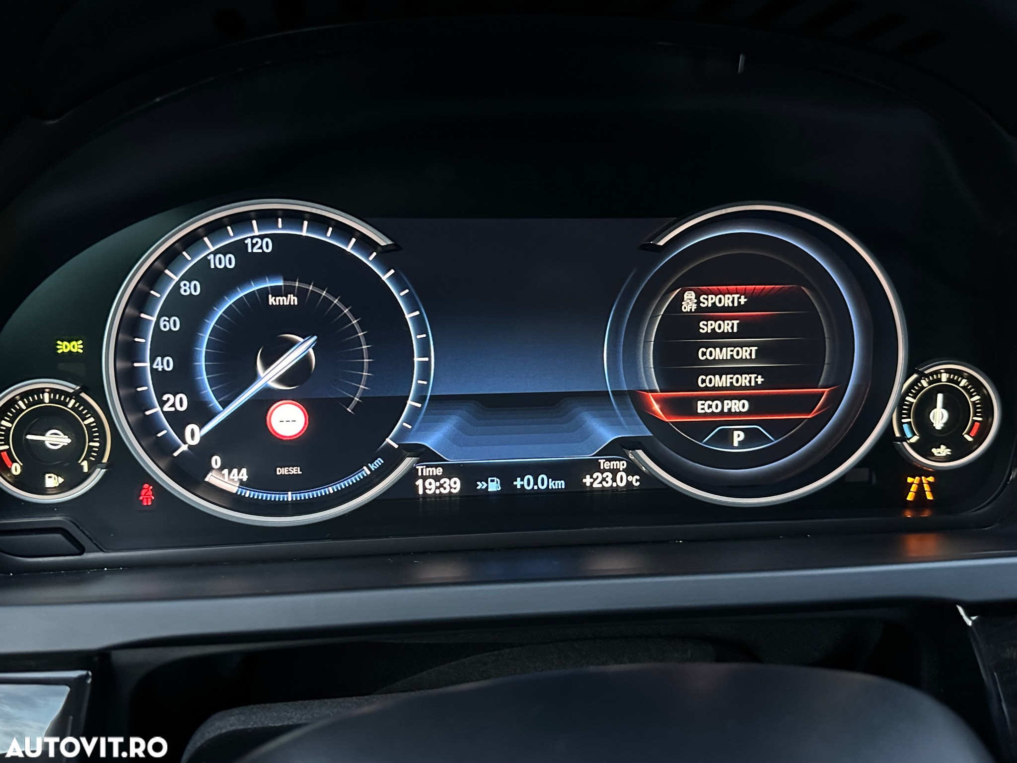 BMW Seria 7 730d xDrive - 31