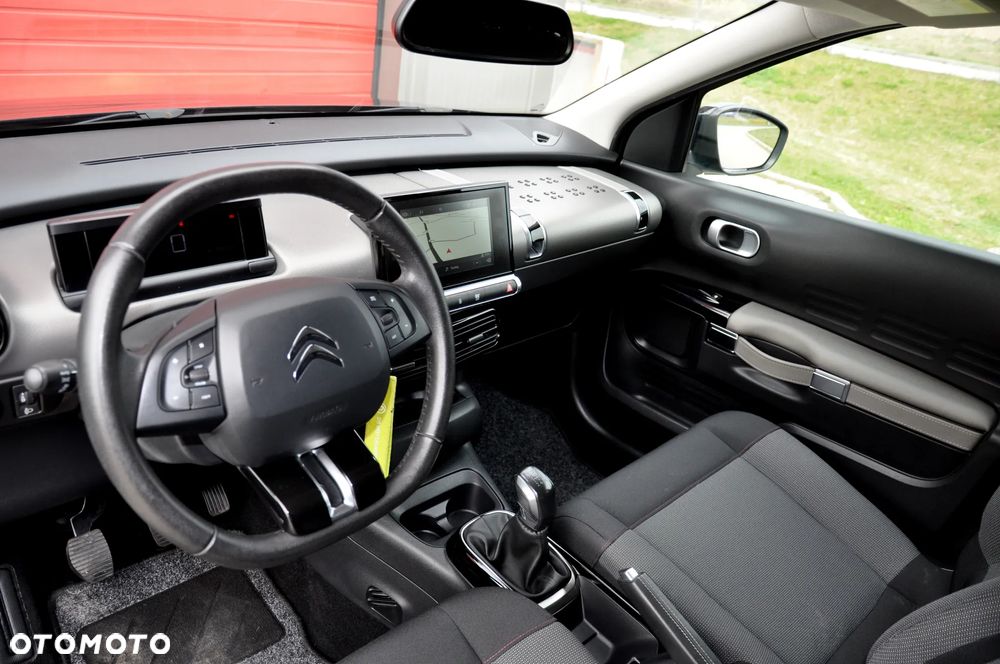 Citroën C4 Cactus 1.2 PureTech Live S&S - 25